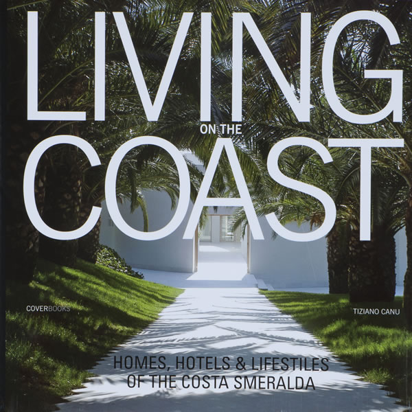 Copertina libro Living on the Coast